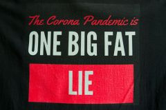 En stor fed løgn /One Big Fat Lie