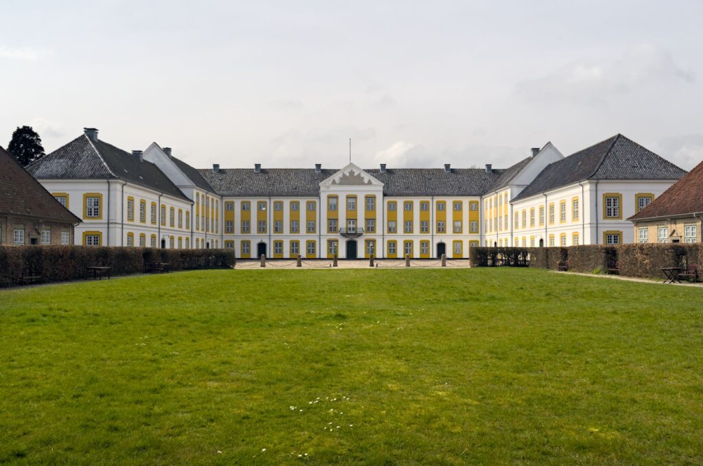 Augustenborg Slot / Augustenborg Castle, e