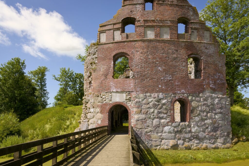 Månstorps Gavle / Gables of Månstorp, s
