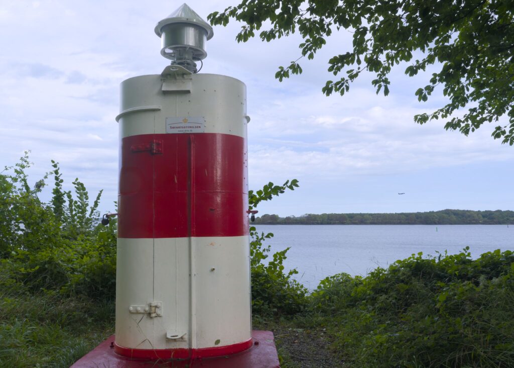 Mini-fyrtårn ved Sottrupskov / Mini lighthouse at Sottrupskov, w