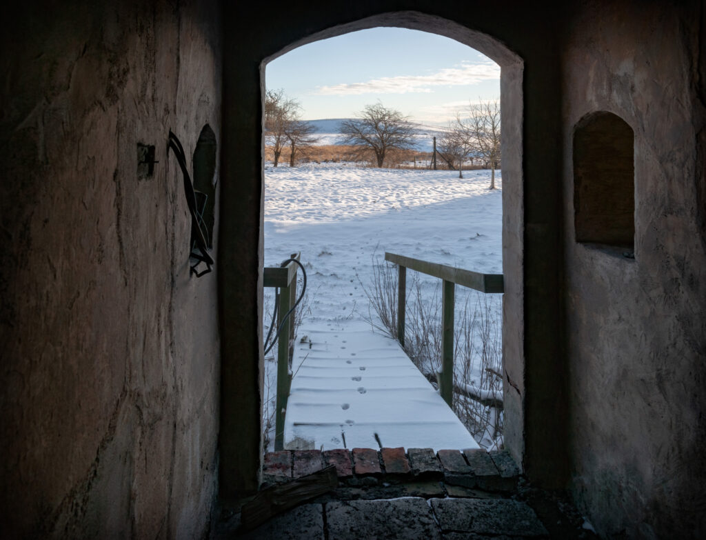 Bjärsjöholms Slot / Bjärsjöholm's Castle, gate view