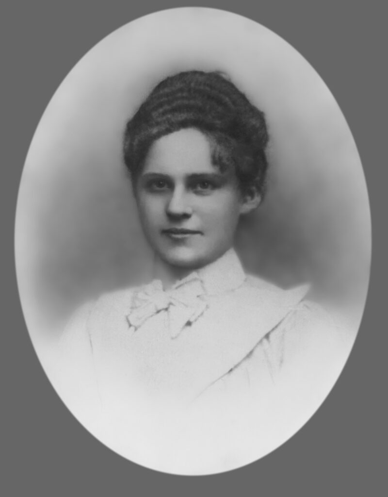 Min farmor / My paternal grandmother, 18 years