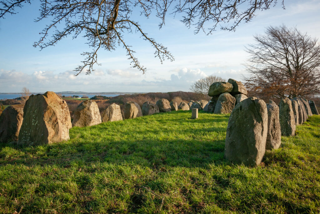 Plejerup langdysse / Plejerup longbarrow, nw