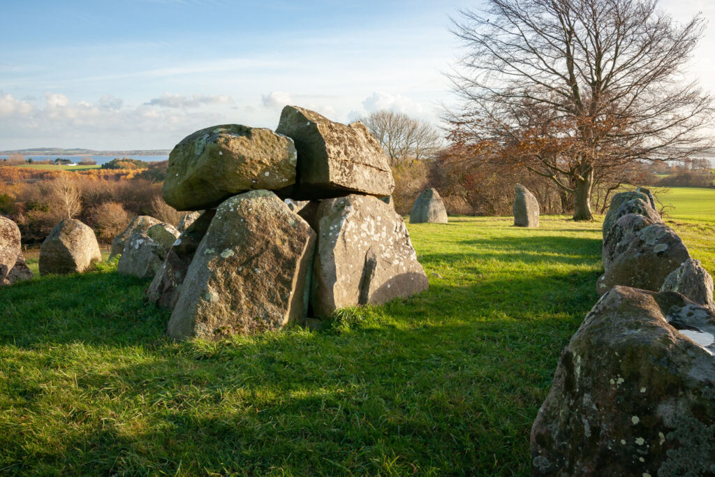 Plejerup langdysse / Plejerup longbarrow, (center)