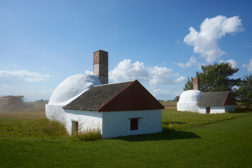Kalkbrændingsovne med brændselshus / Calcining kilns with stokehouse