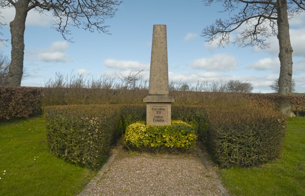 Hier ruhen 28 tapfere Preussen / Here rest 28 brave Prussians