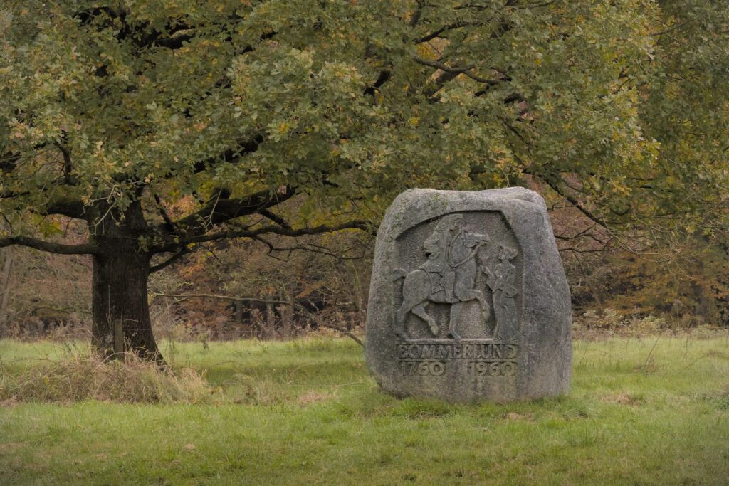 Bommerlund Kro mindesten / Bommerlund Inn memorial