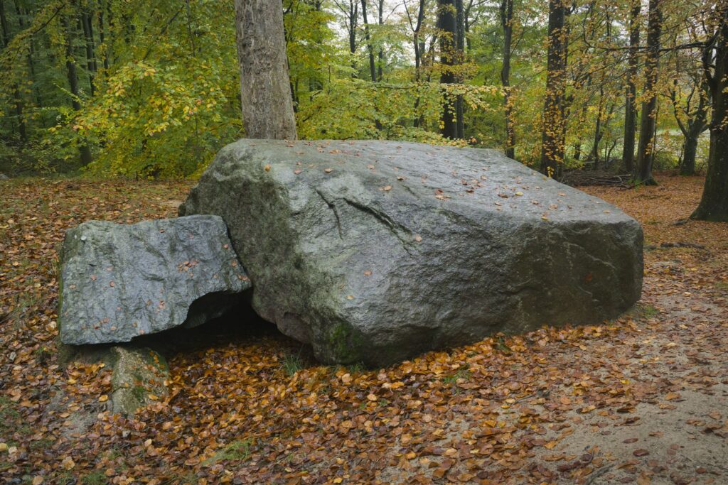 Topstenen i Blomeskobbel / The capstone in Blomeskobbel